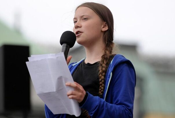 A klímaváltozás elleni harc liberális arca egy évre kihagyná a sulit