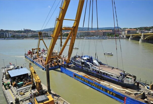 Dunai hajóbaleset – Pénteken búcsúztatják a Hableány magyar kapitányát és matrózát