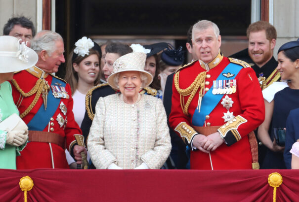 Megünnepelték II. Erzsébet királynő „hivatalos” születésnapját