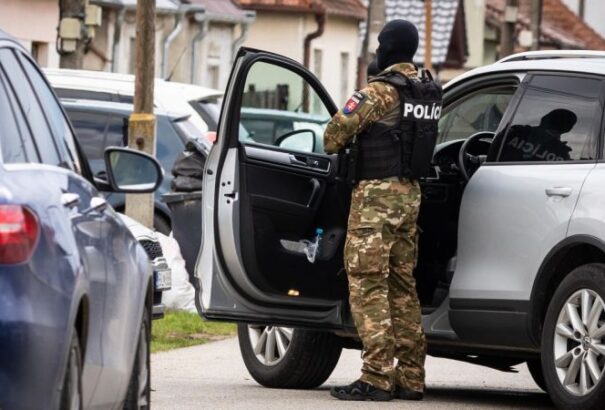 Nem csak gyilkossággal és gyilkossági kísérlettel vádolják a horóci lövöldözőt