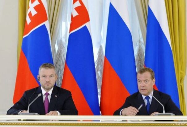 Medvedev megnyugtatta Szlovákiát, hogy Oroszország megbízható energiaszolgáltató partnerünk
