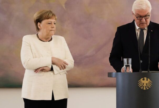 Merkel megint rosszul lett egy kinevezési ceremónián (Videó)
