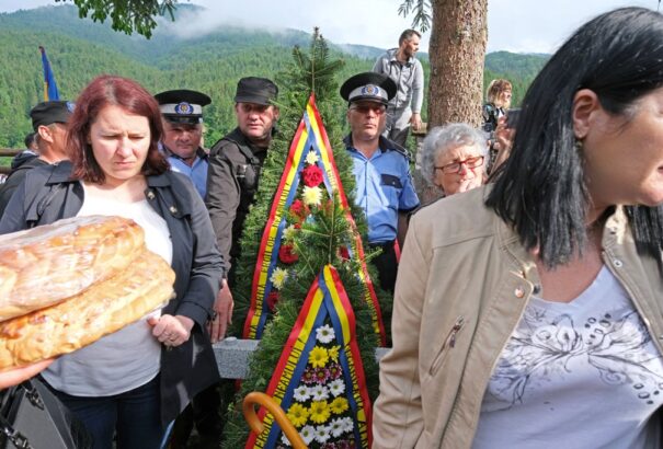 Hivatalos: a román védelmi tárca előkészíti az úzvölgyi temető átvételét