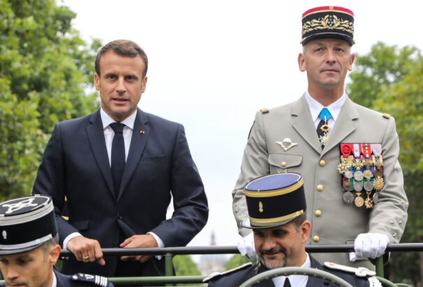 Bastille ostromának 230. évfordulójára emlékeznek a franciák, kifütyülték Macront