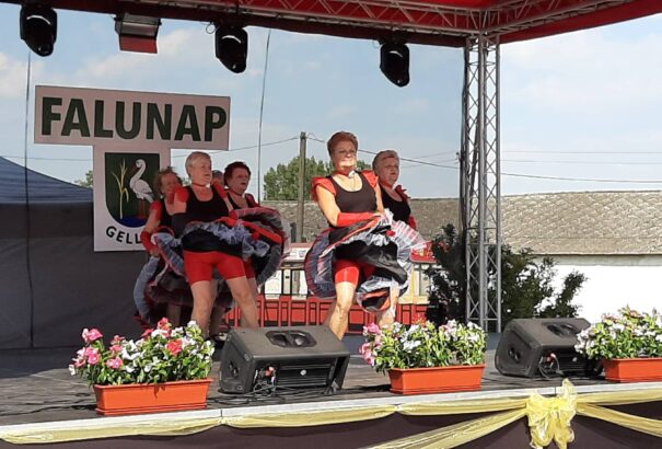 Rendhagyó programokkal, jó hangulatban telt a gelléri falunap – interjú