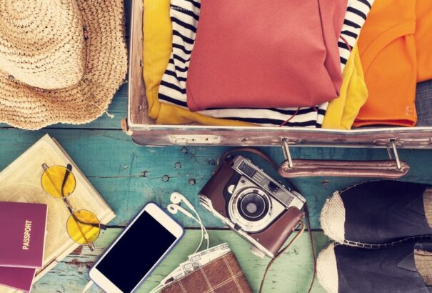 Mi tartozik és mi nem tartozik a kézi- és a feladott poggyászba?