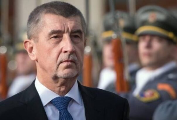 Babiš a legnépszerűbb cseh politikus, de támogatottsága csökken