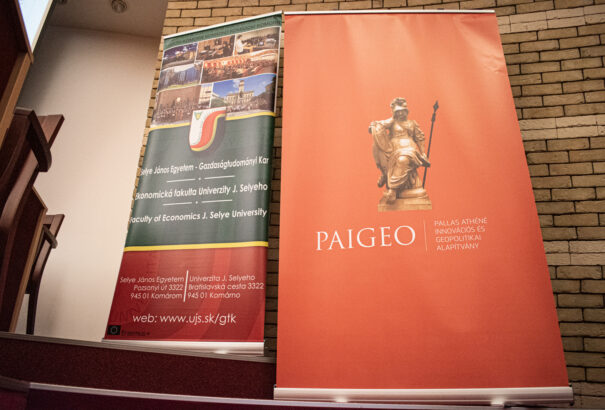 A magyar-szlovák kapcsolatokról is szó volt a Kárpát-medencei Geopolitikai Konferencián