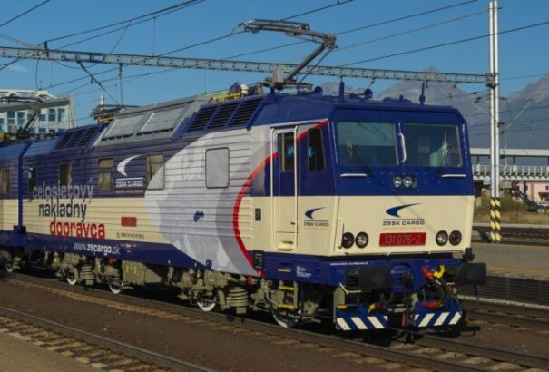 Nem akar elbocsájtásokat, csökkenti az alkalmazottak bérét és óraszámát a ZSSK Cargo