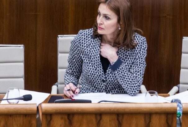 Váratlan fordulat kórházreform-ügyben: Kalavská nem hajlandó eleget tenni Fico követelésének