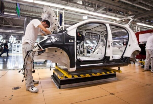 A pozsonyi VW megállapodásra jutott a szakszervezetekkel: garanciát adnak a munkahelyek megőrzésére