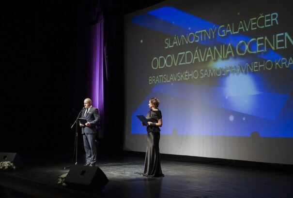 Jelölj te is személyeket a Samuel Zoch-díjra