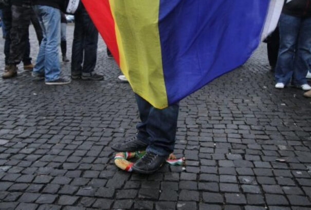 A magyar nyelvi jogok ellen tüntettek székelyföldi román szervezetek Bukarestben