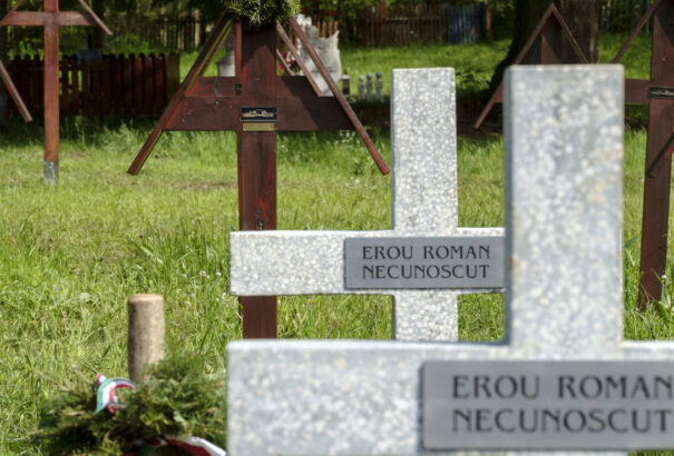 Úzvölgyi katonatemető – Borboly Csaba: jó irányba haladnak a folyamatok