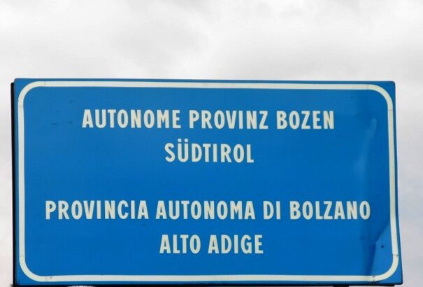 A felvidéki magyarság autonómiája