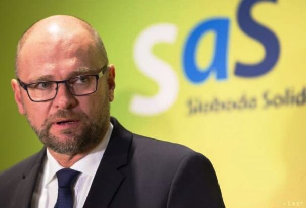 Hatalmi harci az Sas-ban? Sulík szeptemberre rendkívüli pártkongresszust hívott össze