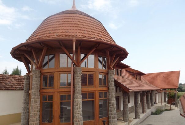 Beszélgetés Grekofski Nathalie építésszel az élő építészetről és Makovecz Imréről II. (Interjú)