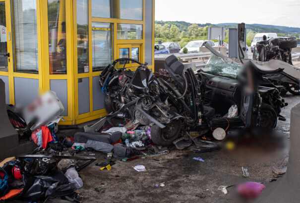Pénzbírsággal sújtották a horvát fizetőkapunál súlyos balesetet okozó sofőr orvosát