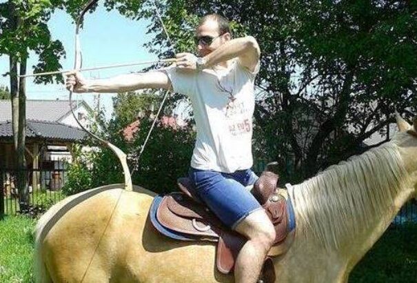 Az MKP udvari médiuma és annak politikusa a Körkép.sk főszerkesztőjét támadja