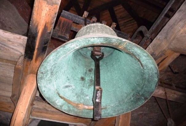 Kalita Gábor: Építsünk haranglábat!