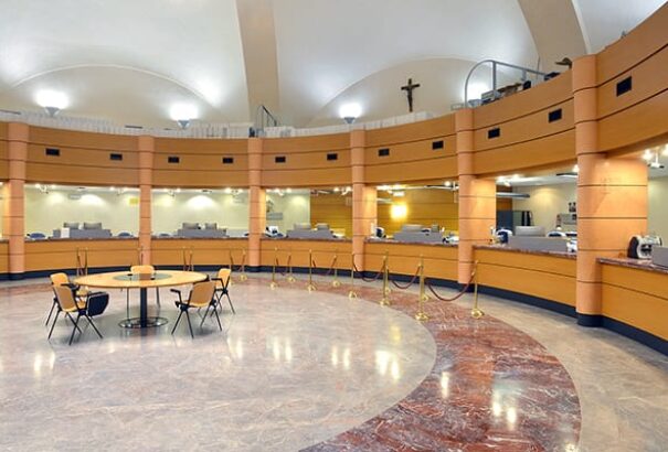 Kész a reform: A pápa aláírta a vatikáni bank új alapszabályát