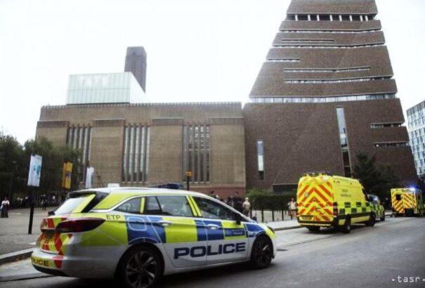 Ledobtak egy hatéves gyereket a londoni Tate Modern múzeum 10. emeletéről