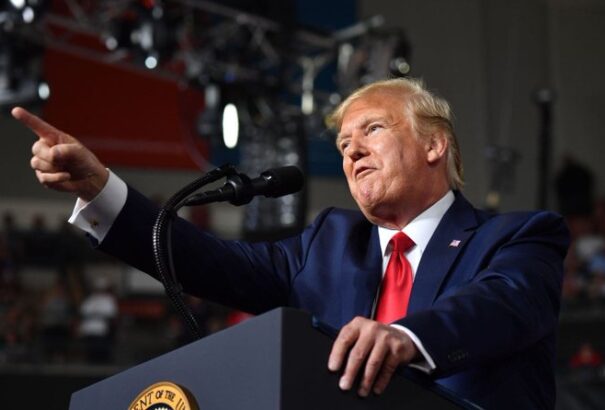 Durvul a helyzet a kereskedelmi háborúban: Kína és az USA újabb büntetővámokat vezet be