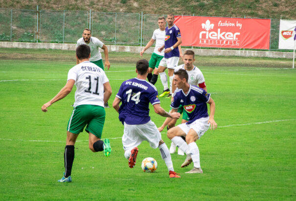 Hazai pályán játszott döntetlent Komárom – Képek, videó