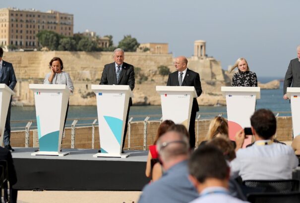 Négy uniós tagállam megállapodott a tengeren felvett migránsok elosztási mechanizmusáról