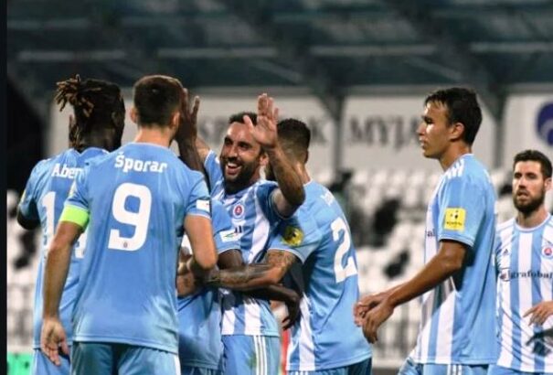 Zártkapu helyett gyerekekkel teli lelátók segíthetik a Slovant a Besiktas ellen