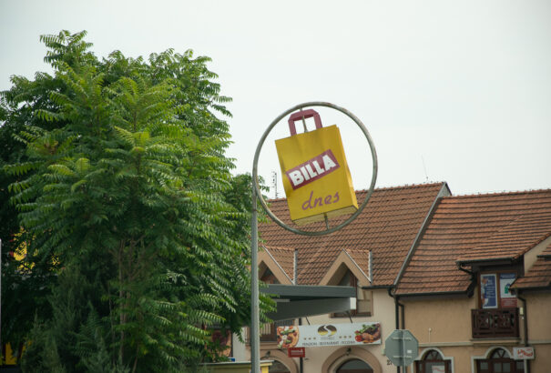 Így tartanak nyitva az ünnepi időszakban a legnagyobb üzletláncok