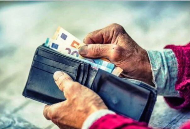 Emelkedik a dolgozó nyugdíjasok nyugdíja