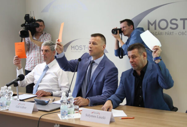 A nemzetiségi iskolák törvényi meghatározását javasolja a Most-Híd