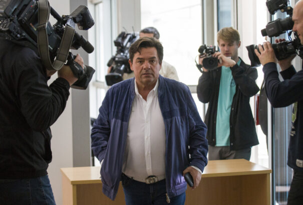 Letartóztatták a NAKA két tisztjét, összejátszottak Kočnerrel