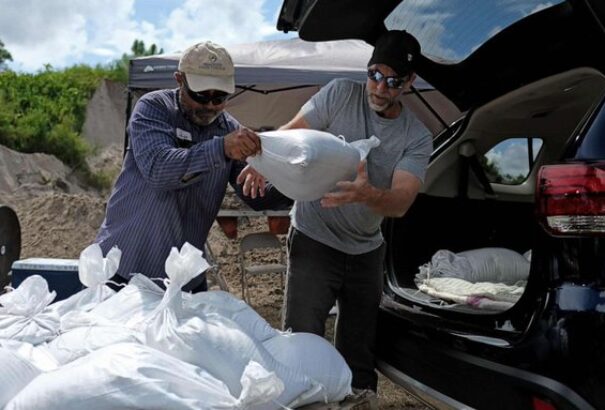 Ötös fokozatúvá erősödött a Dorian hurrikán, a Bahamák következnek – felkészül Florida