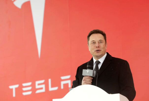 Elon Musk Szlovákiában is nyitna fióktelepet a Teslának