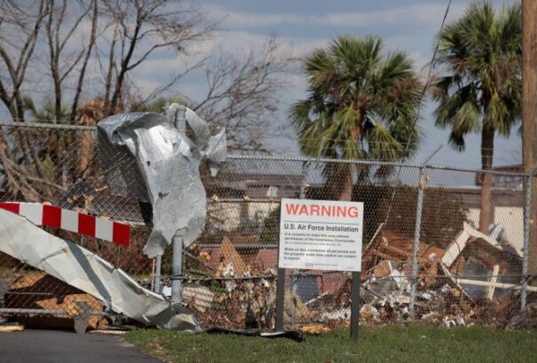 A Dorian hurrikán példátlan áradásokkal csap le az amerikai keleti partokon