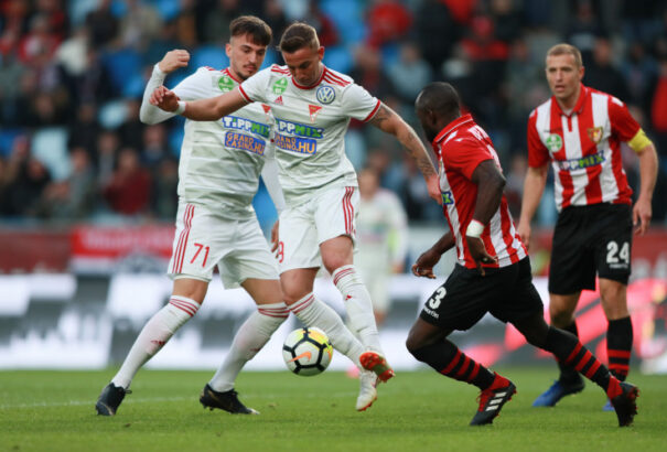 Puskás-díj: Döntőben Zsóri Dániel ollózó gólja!