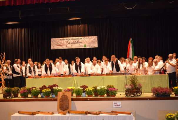 A népdalt ünnepelték Nyárasdon – videó- és képriport