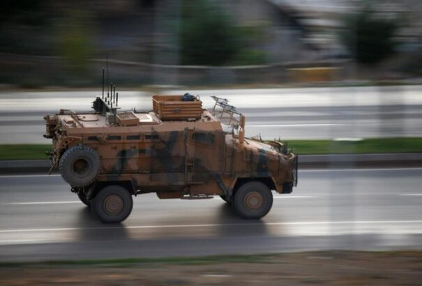 Orosz védelmi miniszter: Határidőn belül befejeződött a kurd csapatok kivonása