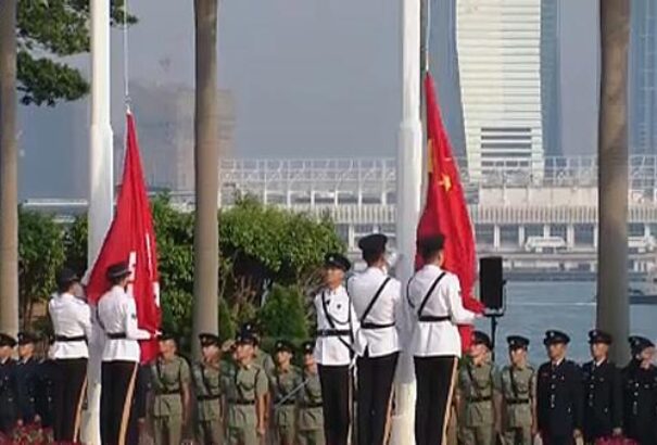 70 éves a Kínai Népköztársaság – katonai parádéval ünnepeltek