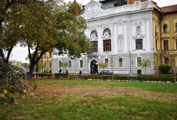 Rimaszombat: A polgármester szerint 6500 aláírás gyűlt össze az ellenzéki képviselők ellen