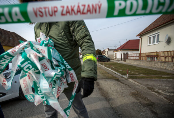 A rendőrség vezetői nem engedik a sajtóval találkozni a Kuciak-nyomozócsoport volt vezetőjét