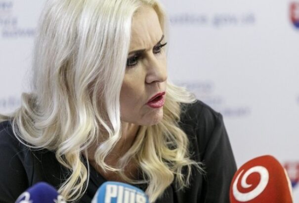 A NAKA büntetőeljárást indított a Jankovskáék mobiljainak elkobzásával kapcsolatos ügyben