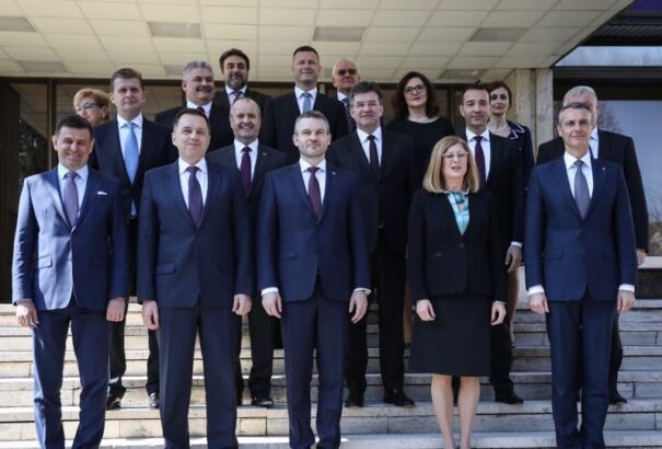 Andruskó a jelenlegi kormány két korrupt miniszteréről akar vallani