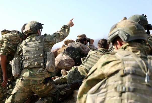 Folytatódik a török offenzíva: városostrom, elfoglalt autópálya, szökött dzsihadisták