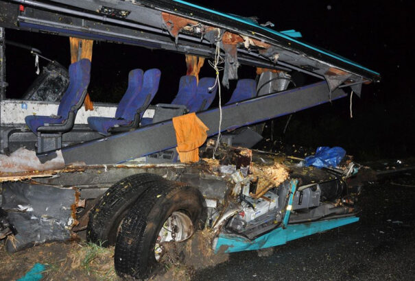 A buszbaleset két sérültje elhagyhatta a nyitrai kórházat