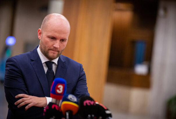 Az OĽANO-s árnyékminiszter ellen feltett kérdései miatt indult rendőrségi eljárás