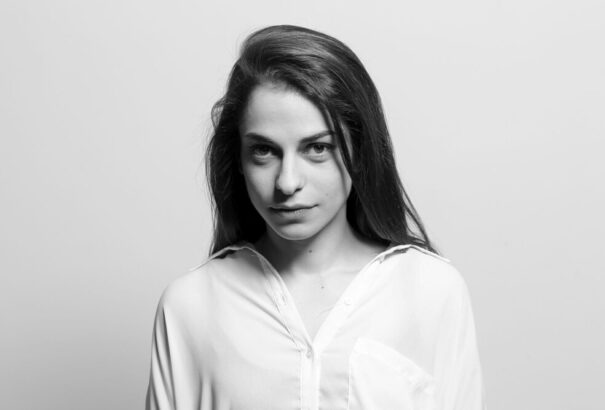 Saját kezével vetett véget életének a 27 éves szlovák színésznő