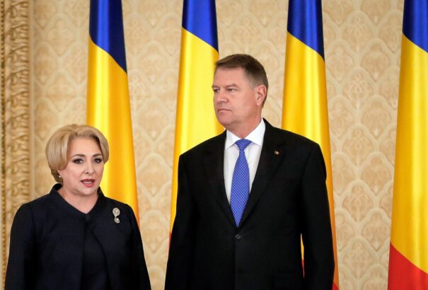 Exit poll: Klaus Iohannis és Viorica Dancila csap össze a román elnökválasztás második fordulójában